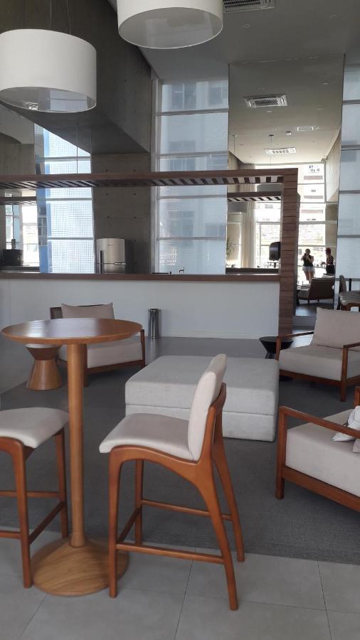 Maravilhoso Apto Vista Mar Jacuzzi Wi Fi Pé Areia Santos  Exterior foto