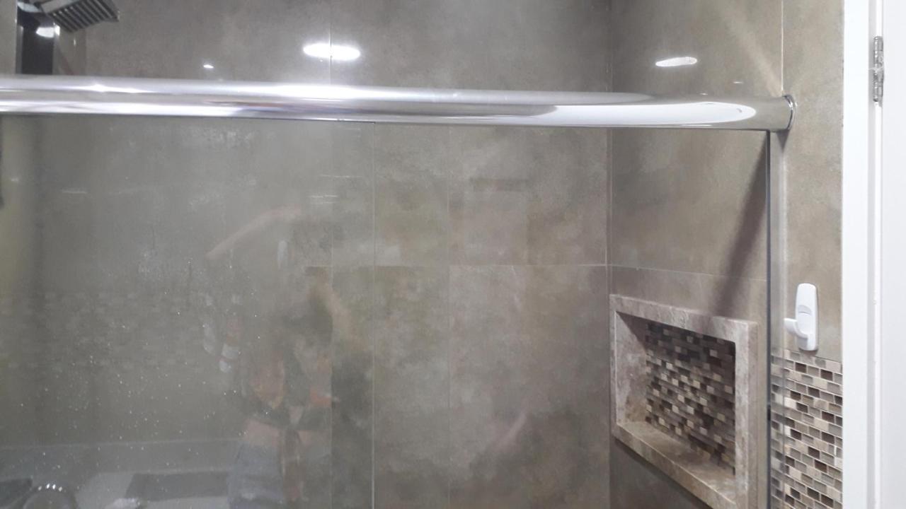 Maravilhoso Apto Vista Mar Jacuzzi Wi Fi Pé Areia Santos  Exterior foto