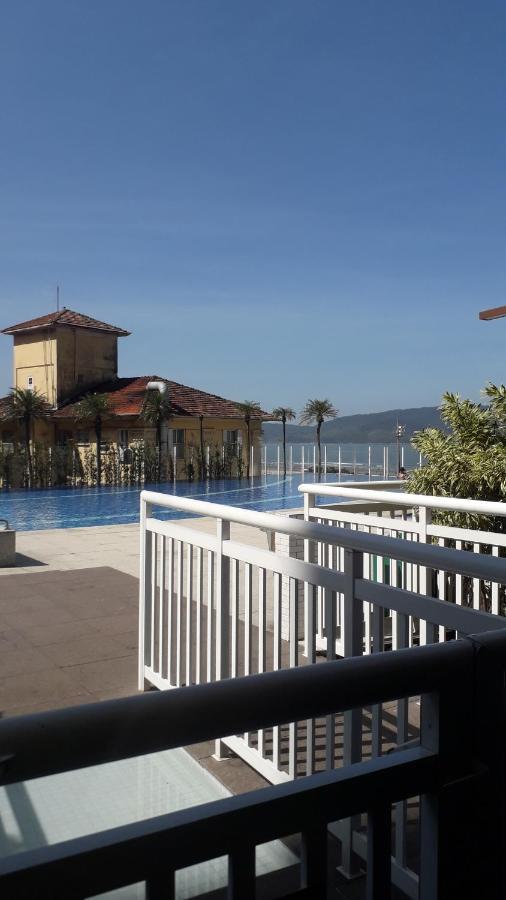 Maravilhoso Apto Vista Mar Jacuzzi Wi Fi Pé Areia Santos  Exterior foto